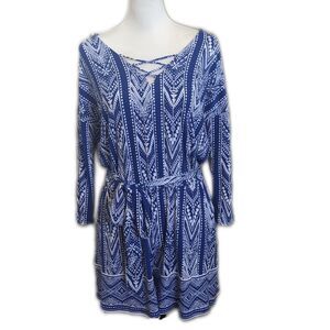 Market & Spruce blue & white tribal print, 3/4 sleeve, shorts romper M